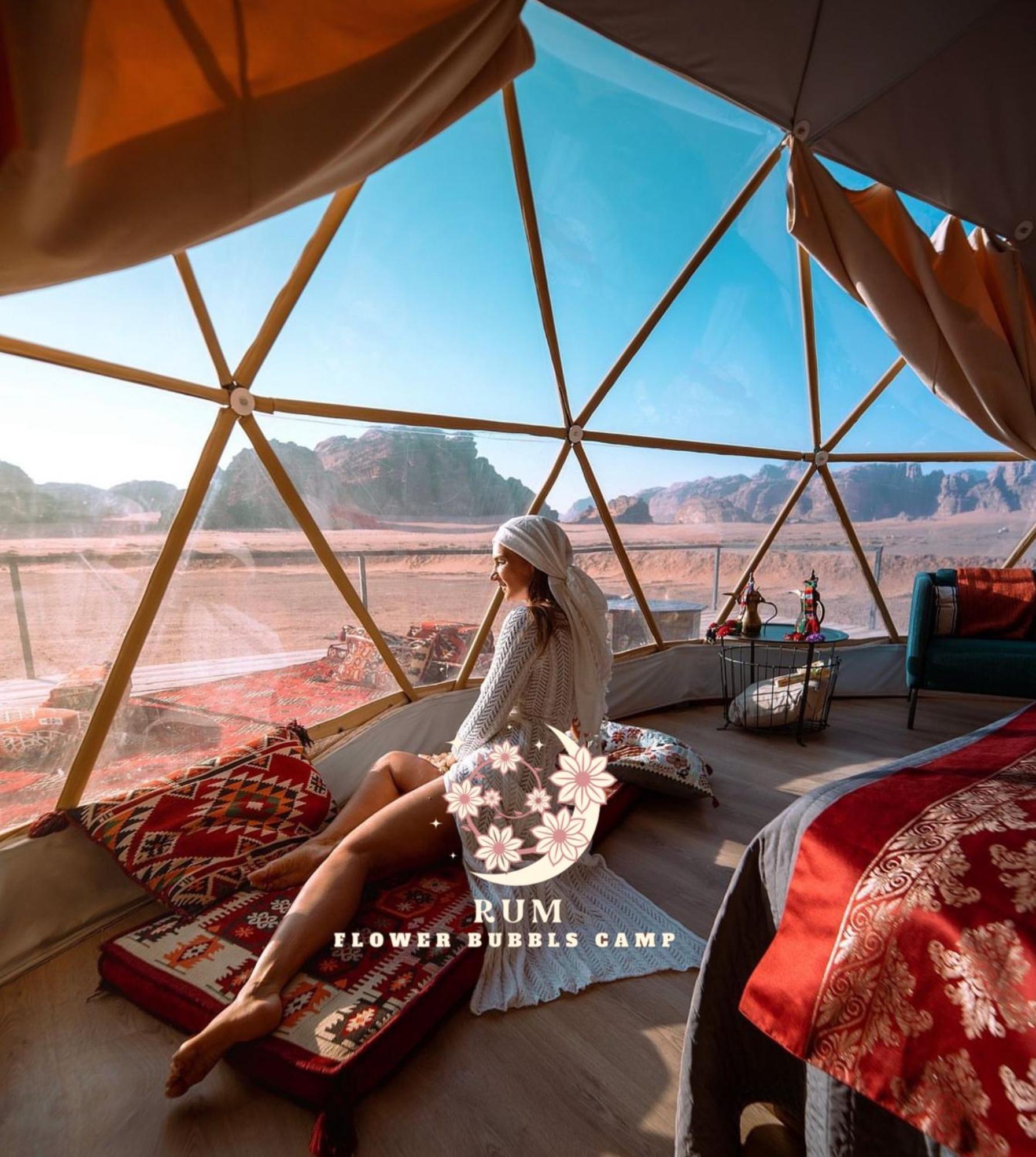 Rum Flower Bubbles Luxury Camp 와디럼 외부 사진