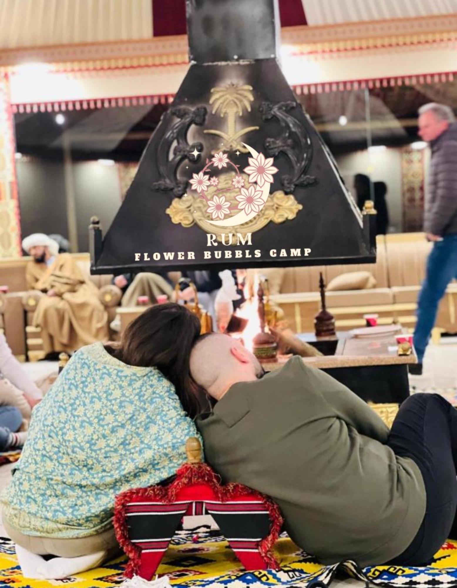 Rum Flower Bubbles Luxury Camp 와디럼 외부 사진