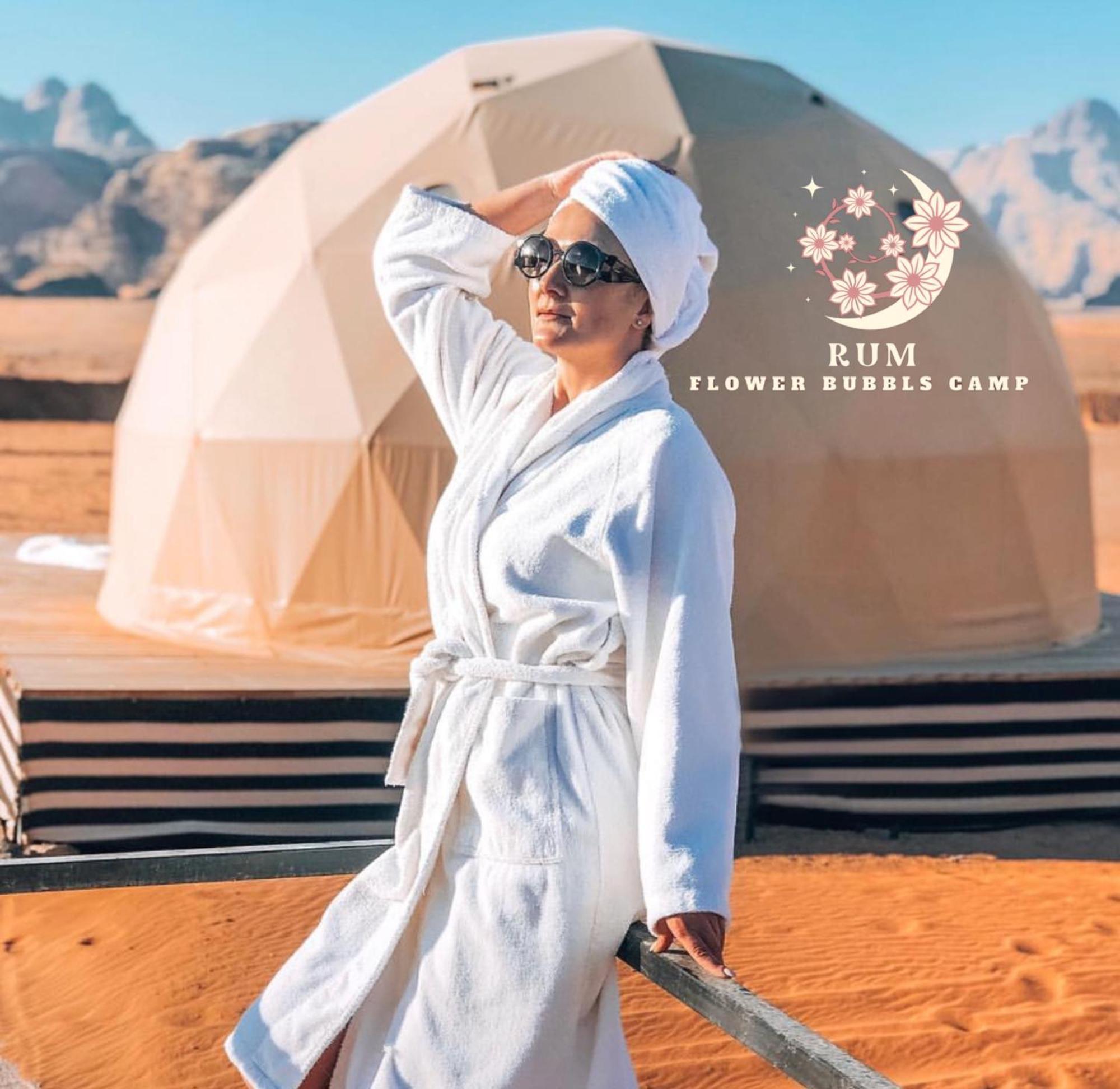 Rum Flower Bubbles Luxury Camp 와디럼 외부 사진
